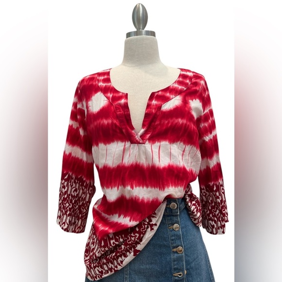 Red and White Tie-Dye Blouse - Picture 3 of 7